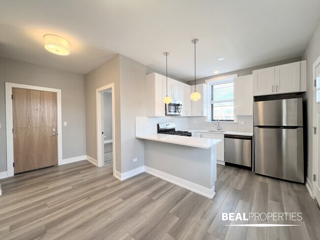 Foto del edificio - 3935 N Janssen Ave