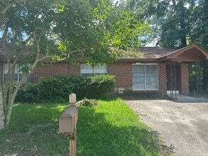 Building Photo - 9 Ruston Ct
