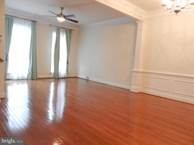Building Photo - 13700 Maple Sugar Ln