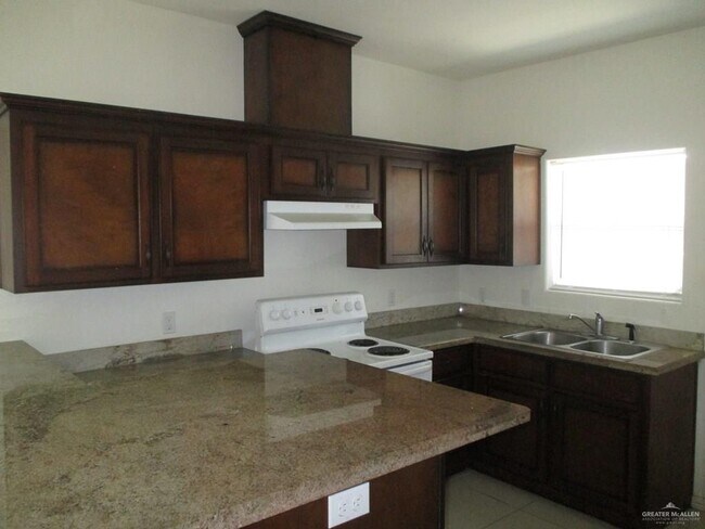 Foto del edificio - 9 Franklin Ave