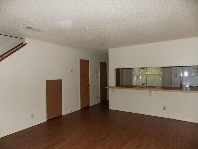 Foto del edificio - Hu Properties2 (3308 Dunliegh Dr)