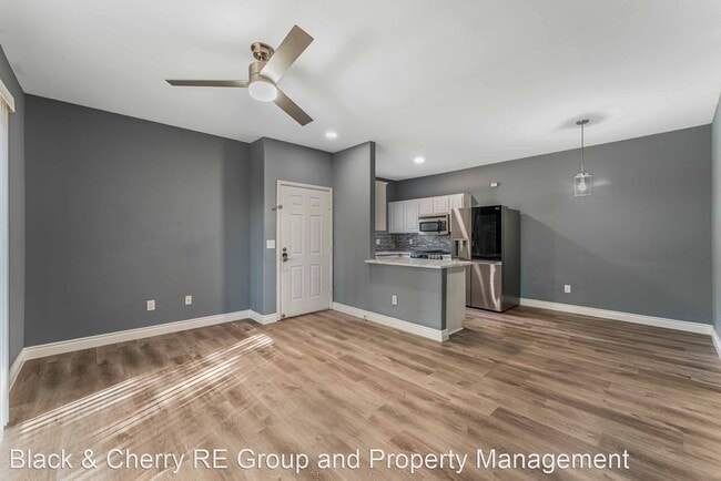 Building Photo - 2 br, 2 bath House - 5650 E Sahara Ave #2008