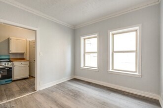 Building Photo - 2840 S Moreland Blvd
