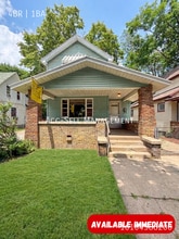 Building Photo - 747 7th St NW