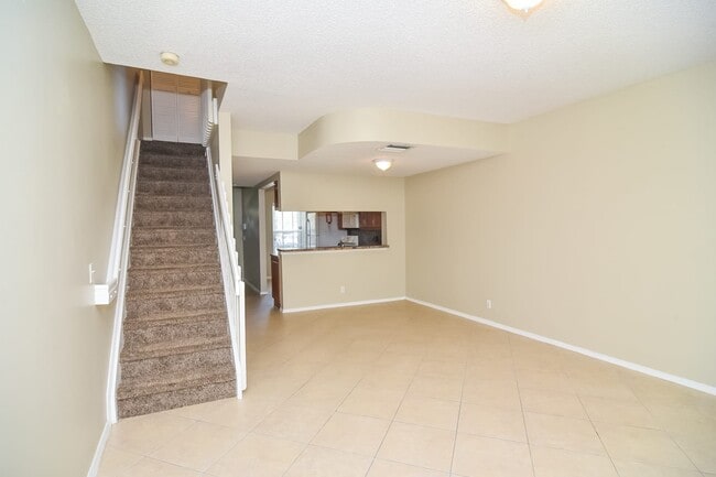 Building Photo - 16648 Hemingway Dr