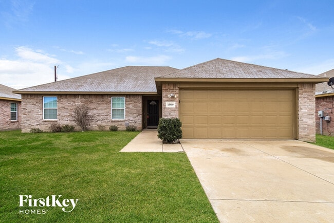 Building Photo - 15610 Gatsby Ln