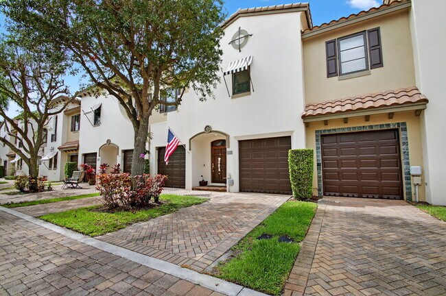 Foto del edificio - 320 Via Villagio