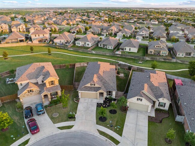 Building Photo - 489 Shale Cir