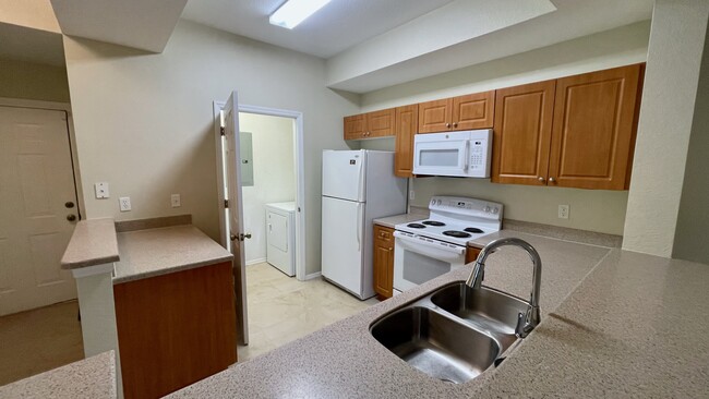 Kitchen - 9025 Colby Dr