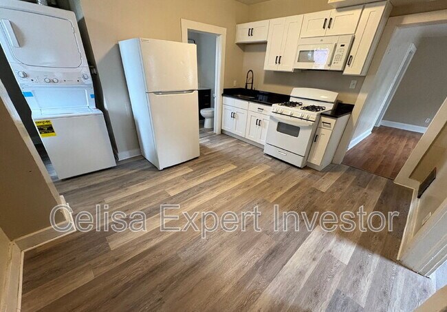 Foto del edificio - 2506 Miner St