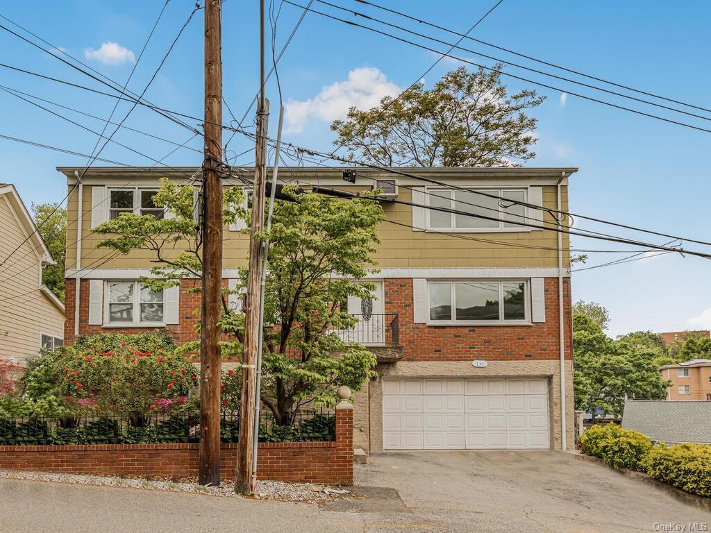 131 Huntsbridge Rd Unit 2, Yonkers, NY 10704 Room for Rent in Yonkers