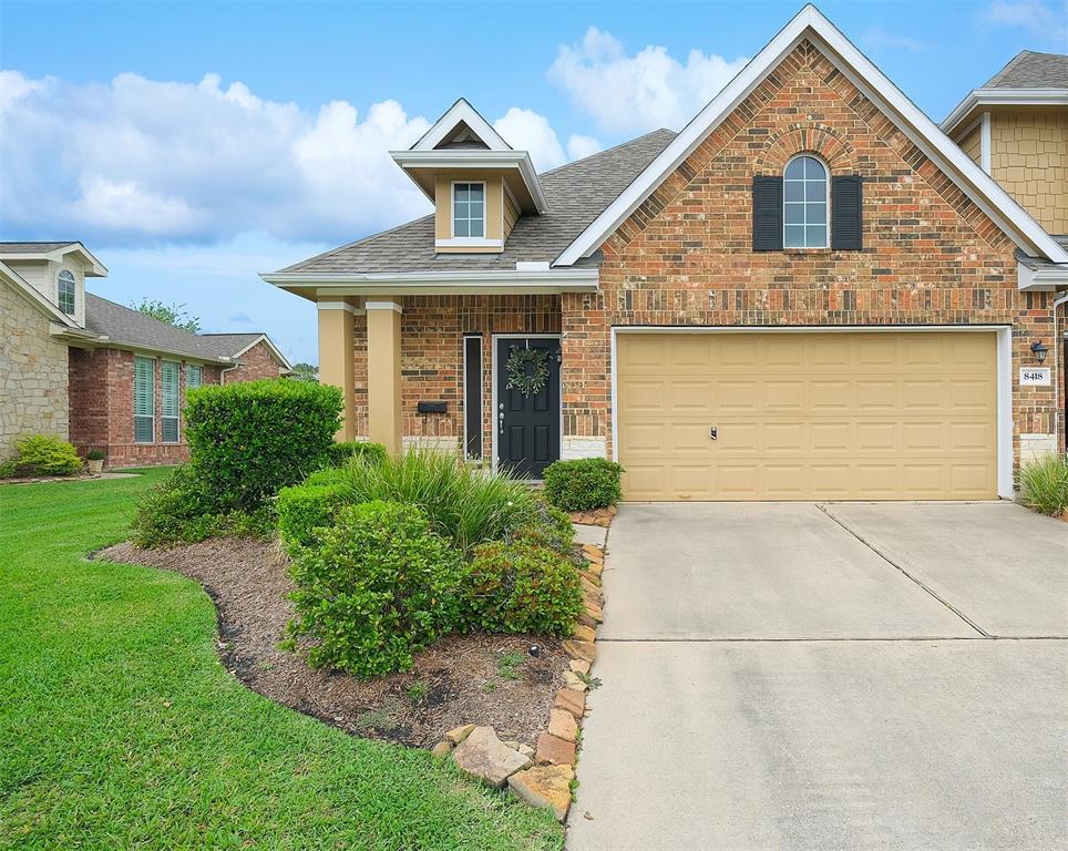 Foto principal - 8418 Willow Loch Dr