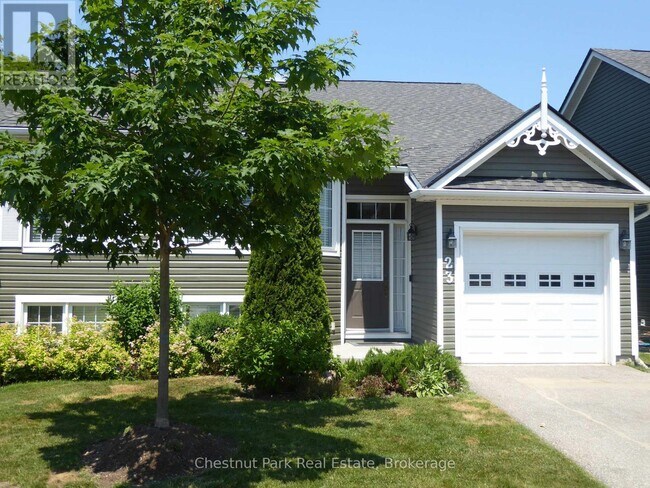 Building Photo - 23 Green Briar Dr