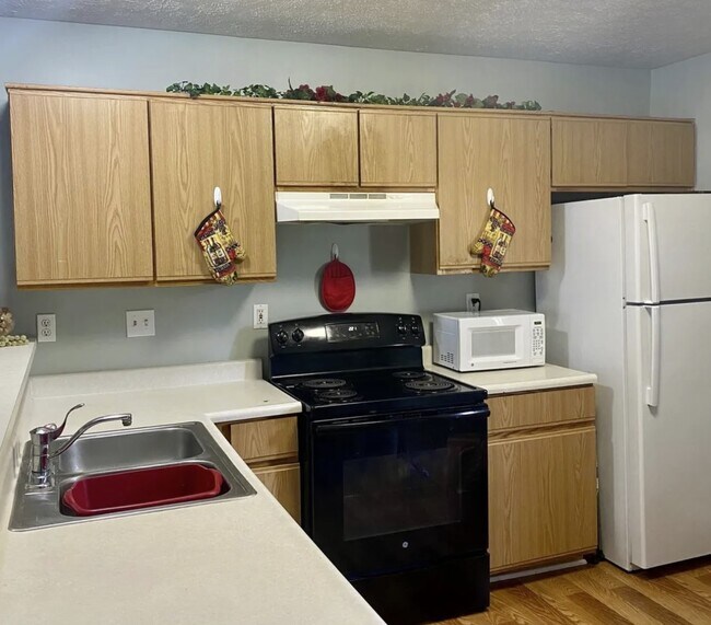 Foto del edificio - 6302 Cottage Field Cir