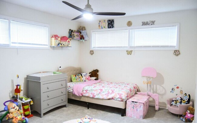 Building Photo - 3/2 in Anniston, Alabama!