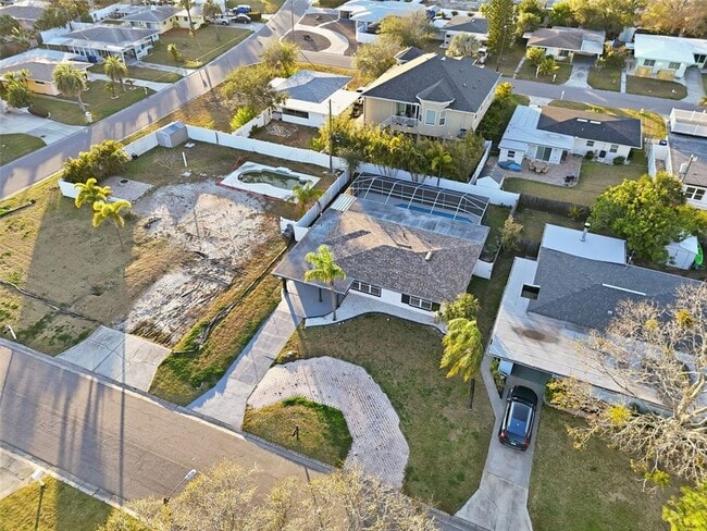 Building Photo - 2470 Del Rio Way