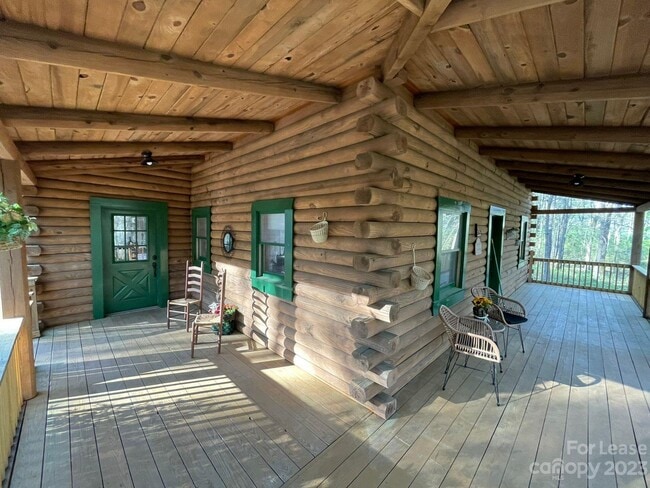 Building Photo - 209 Southfork Rd