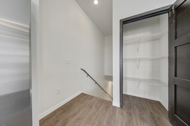 Photo - 2306 Pleasant Vw Dr Townhome