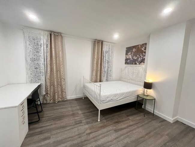 Photo - 3727 Wallace St Apartment