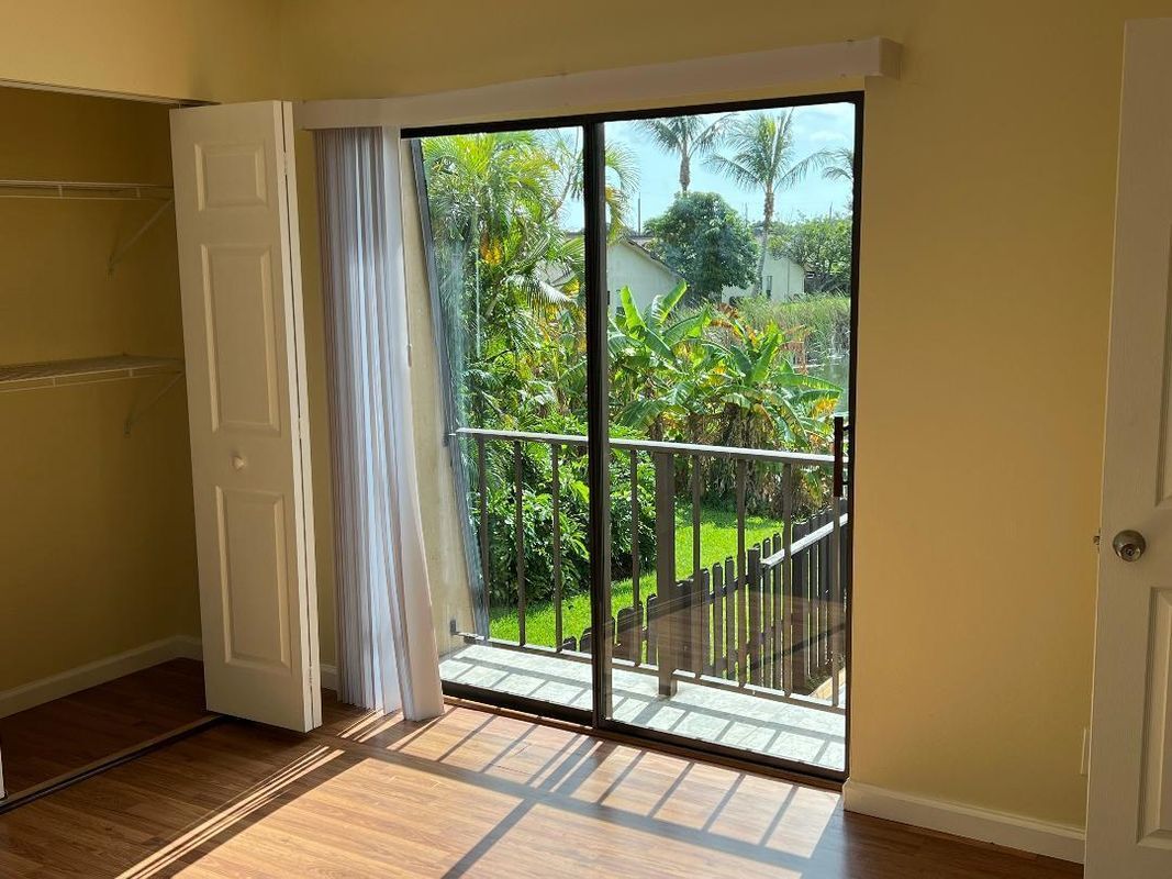 Foto del edificio - 6003 Waterview Cir