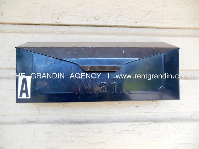 Foto del edificio - 922 12th St SE