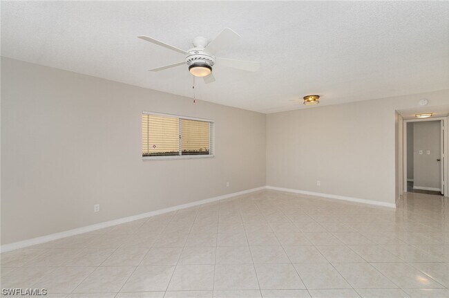 Foto del edificio - 4103 SE 19th Ave