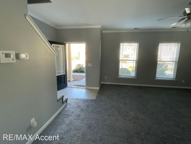 Building Photo - 3 br, 2.5 bath House - 215 Durham Pkwy