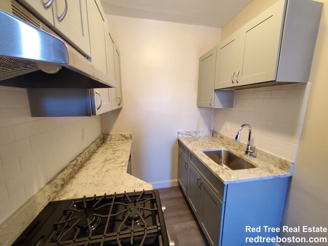 Foto del edificio - 4 Cogswell Ave