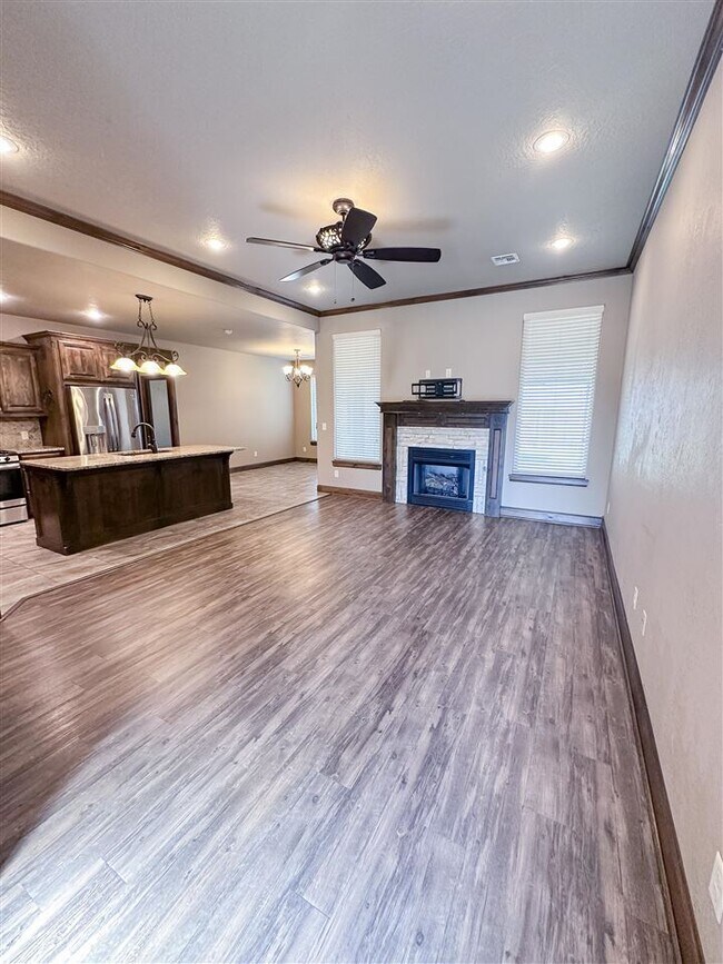 Building Photo - 2189 SW 56th St