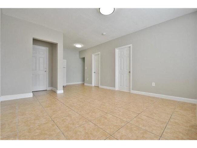 Building Photo - 7451 Harding Ave