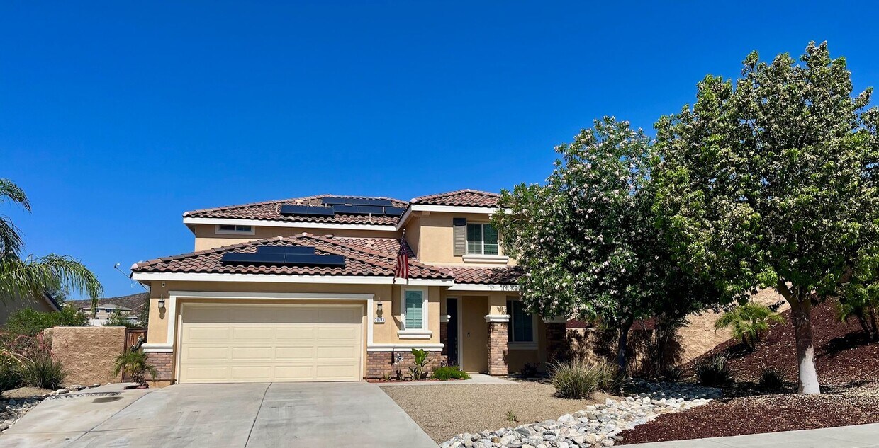 Foto principal - Menifee 5 Bedroom