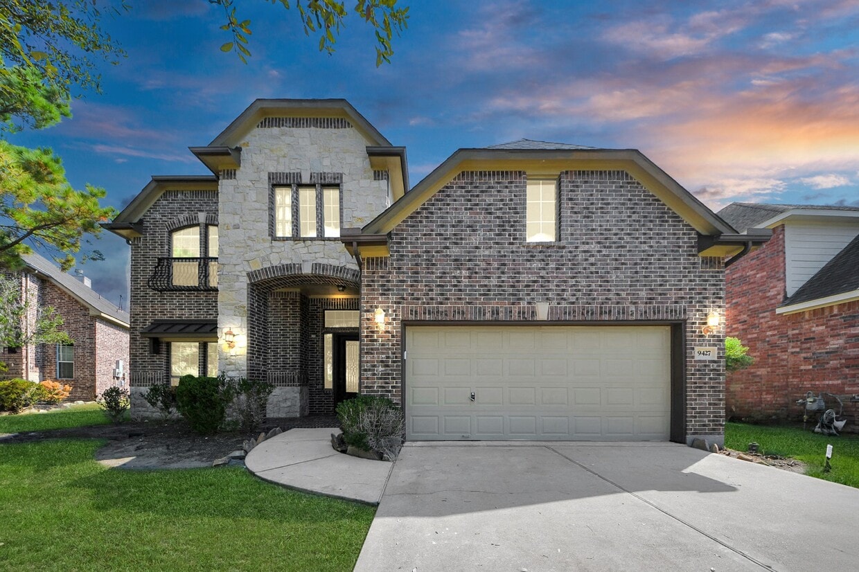 Foto principal - 9427 Sapphire Bay Ln