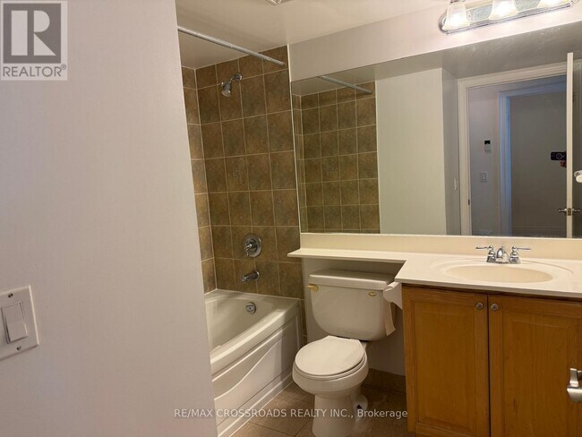 Photo du bâtiment - 15 Greenview Ave