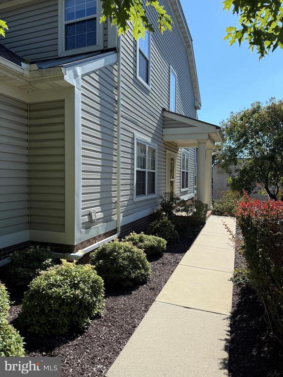 Foto del edificio - 403 Oak Hill Ln
