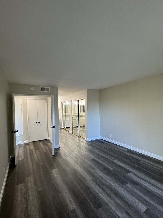 Foto del edificio - 465 S Ranch View Cir