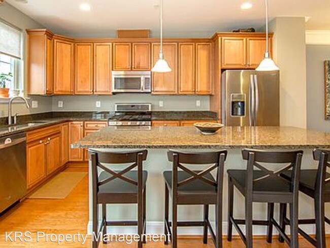 Foto del edificio - 4 br, 4.5 bath House - 121 Meridian Lane