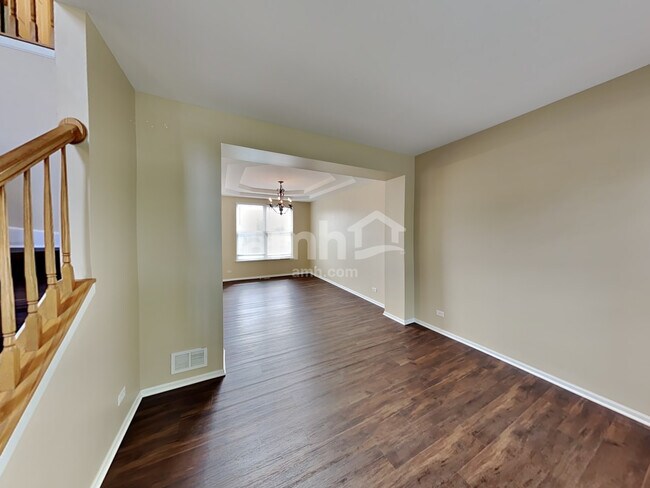 Foto del edificio - 2476 Deer Point Drive