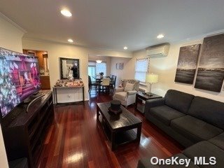 Foto del edificio - 792 Park Ln S