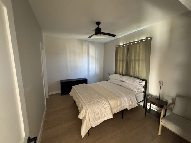 Foto del edificio - 4305 Ave S