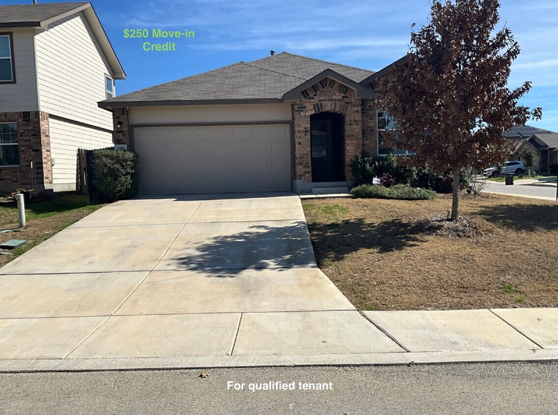 Foto principal - "Charming 4-Bedroom Home with Granite Elegance in San Antonio!"