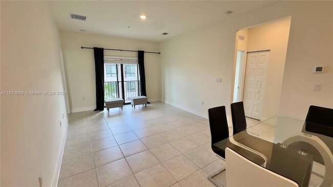 Photo - 8301 NW 41st St Apartment