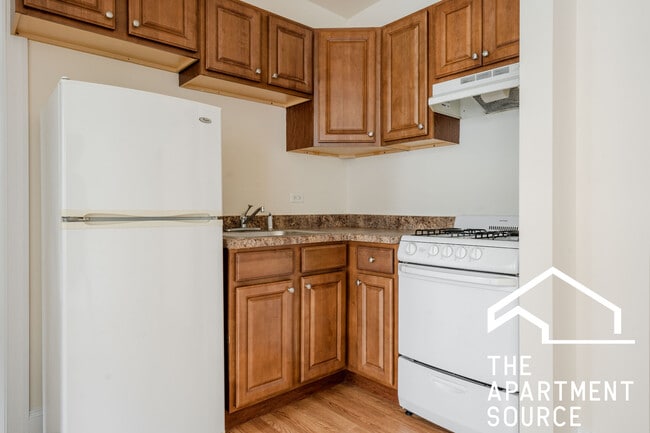 Foto del edificio - 2606 N Kimball Ave