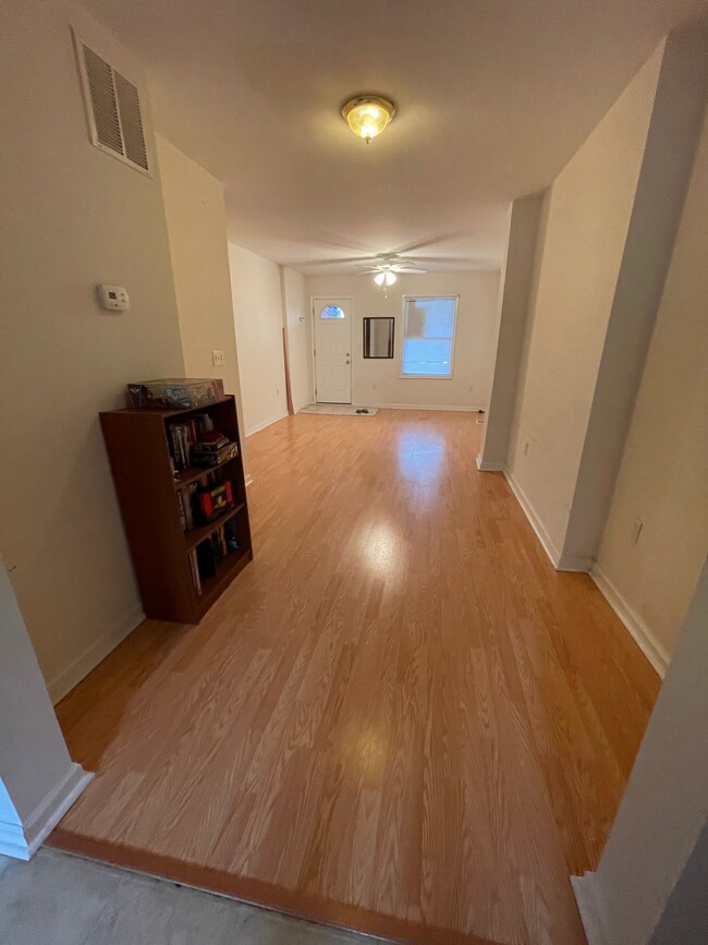 Foto del edificio - 2723 Atkinson St