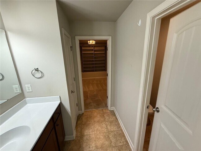 Building Photo - 611 Ceremony Way