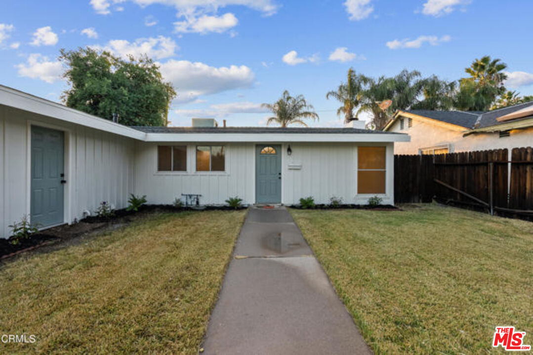 Foto principal - 27221 Hidaway Ave
