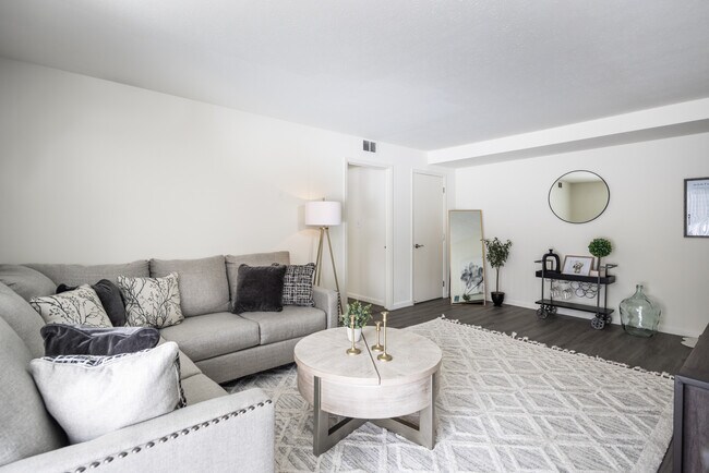 Foto del edificio - Solon Park Apartments