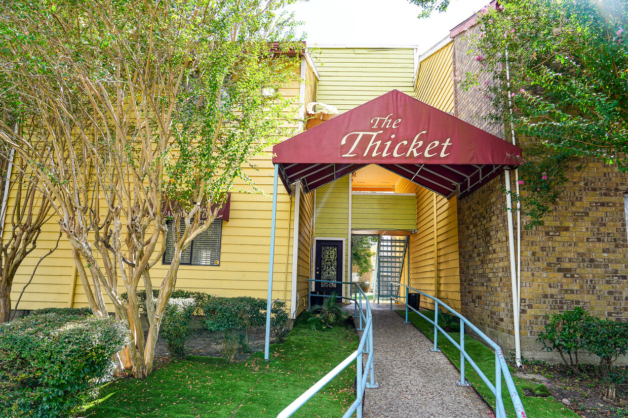 Foto principal - Thicket Apartments