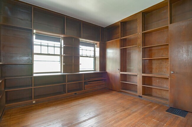 Foto del edificio - 4-Bed - Park Ave. & Beacon St. FENWAY 01-O...