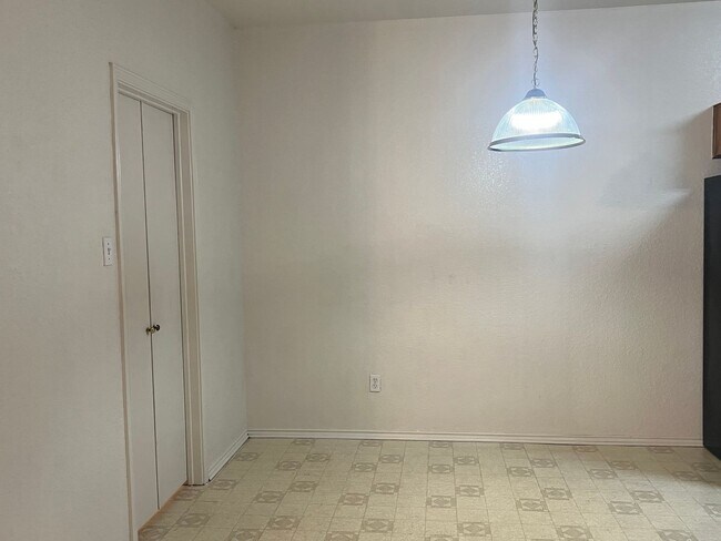 Foto del edificio - 2608 Edgefield St