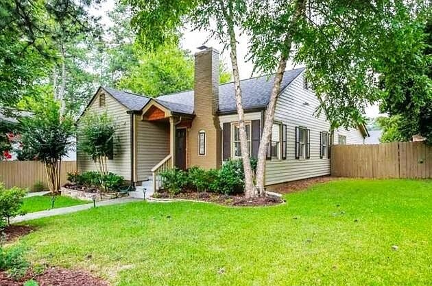 Recently renovated home in great Piedmont Heights! - 2220 Lenox Rd NE